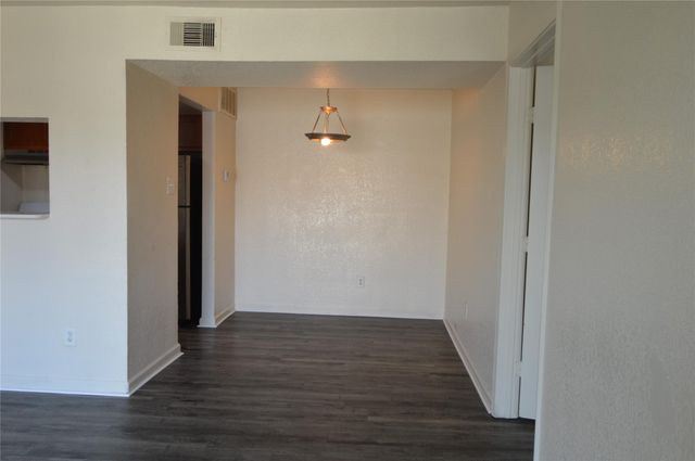 8100 Creekbend Drive 174, Houston, TX 77071