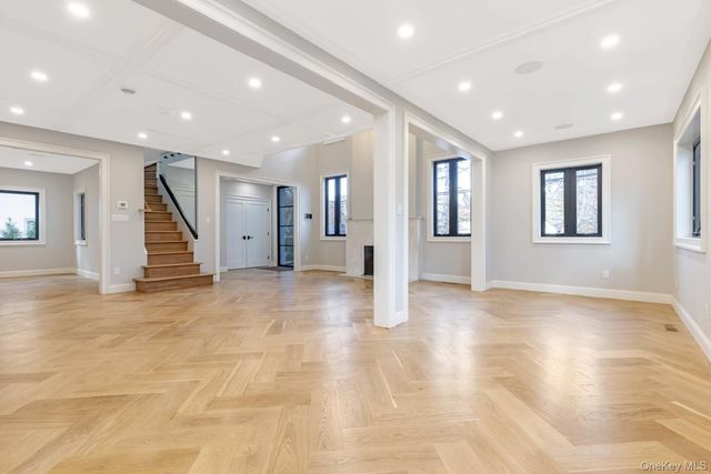 120 Baker Hill Road, Great Neck, NY 11023