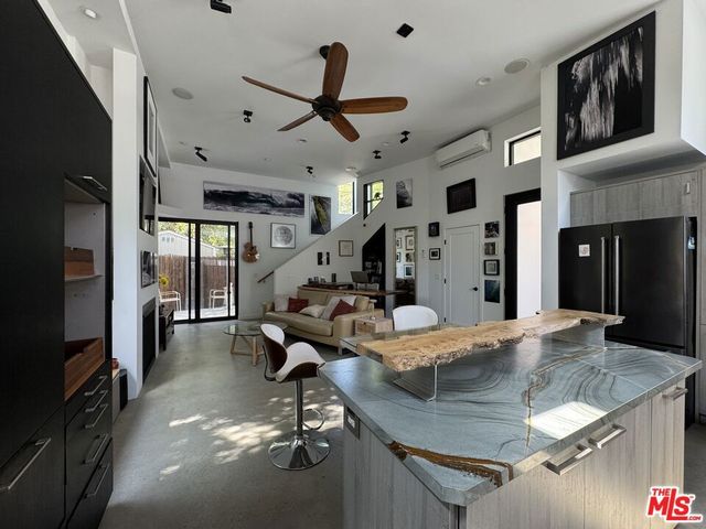 7443 Midfield Ave Avenue, Los Angeles, CA 90045