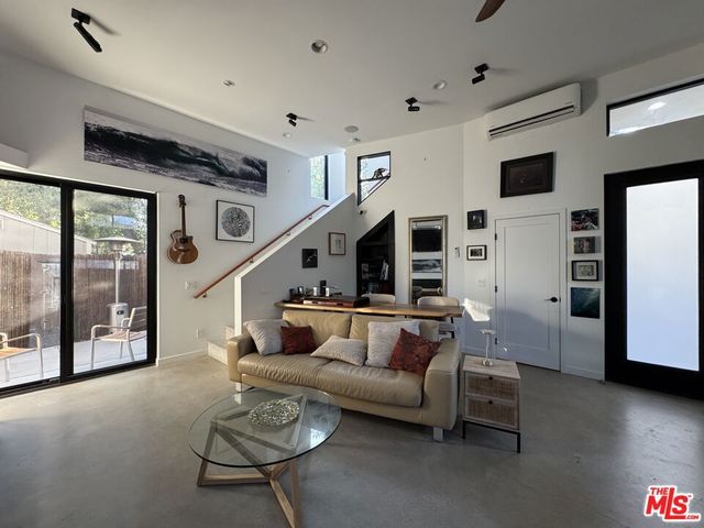 7443 Midfield Ave Avenue, Los Angeles, CA 90045
