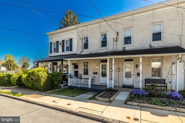 419 CENTER, Stowe, PA 19464