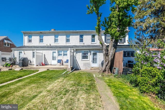 419 CENTER, Stowe, PA 19464