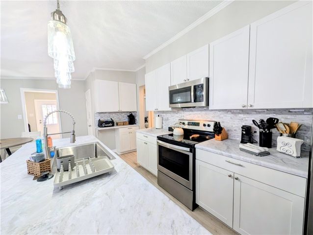 110 Crosby Drive, Fair Play, SC 29643