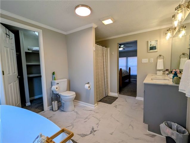 110 Crosby Drive, Fair Play, SC 29643