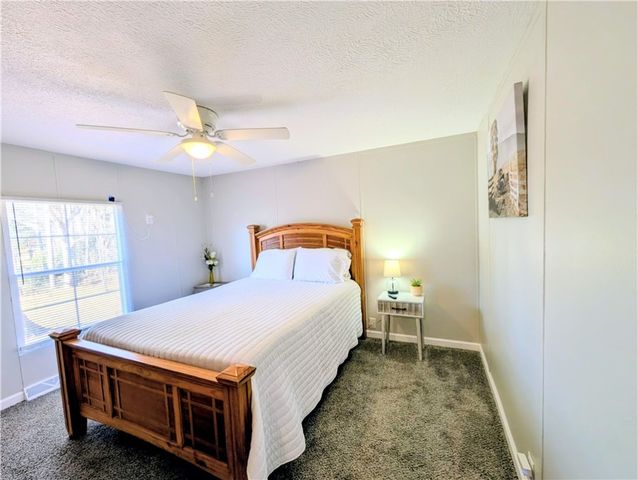 110 Crosby Drive, Fair Play, SC 29643