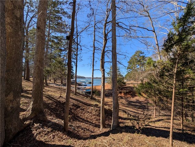 110 Crosby Drive, Fair Play, SC 29643