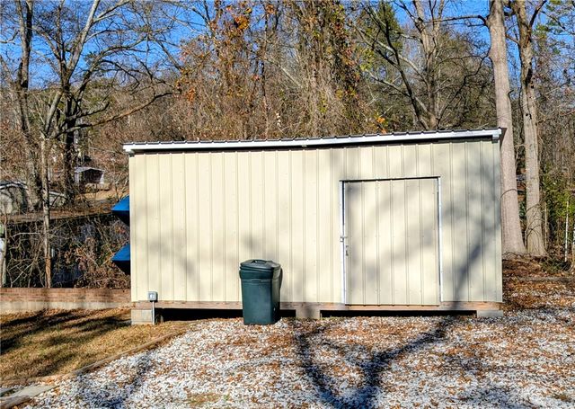 110 Crosby Drive, Fair Play, SC 29643