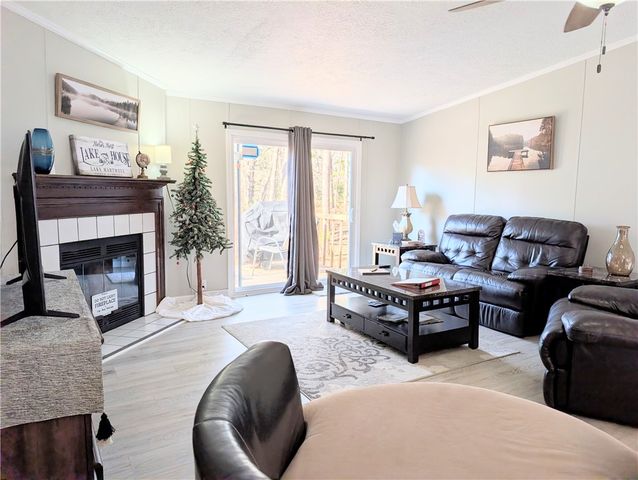 110 Crosby Drive, Fair Play, SC 29643