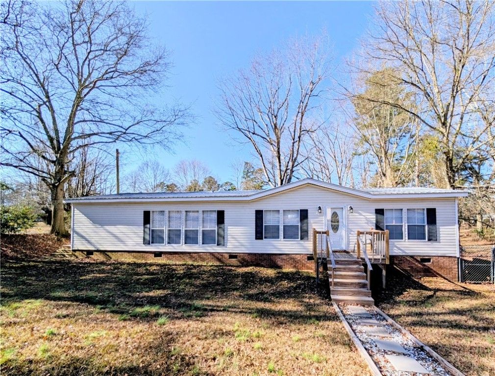 110 Crosby Drive, Fair Play, SC 29643