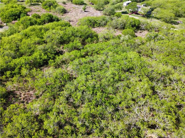 12537 County Road 1344, Sinton, TX 78387