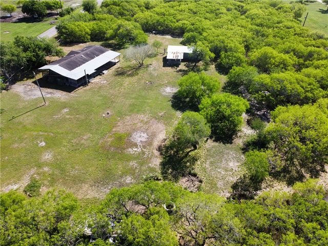 12537 County Road 1344, Sinton, TX 78387