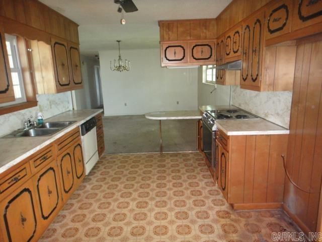 4 Mohawk Drive, Searcy, AR 72143