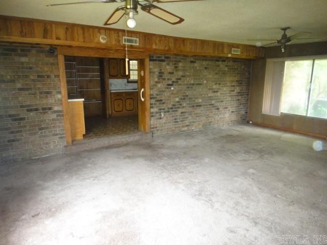 4 Mohawk Drive, Searcy, AR 72143
