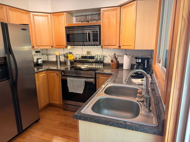 118 Avignon Court, Woodbury, MN 55125