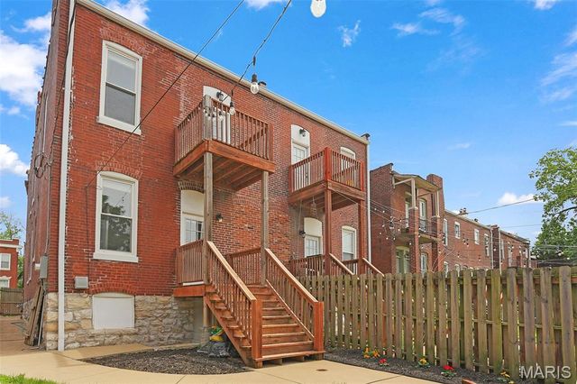 2207 Indiana Avenue, St Louis, MO 63104