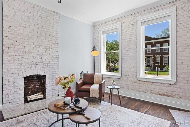 2207 Indiana Avenue, St Louis, MO 63104
