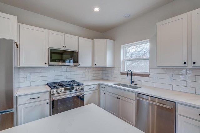 103 Graelyn Circle, Barneveld, WI 53507