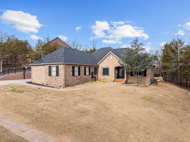 109 Cottonwood Circle, Branson, MO 65616