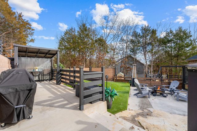 109 Cottonwood Circle, Branson, MO 65616