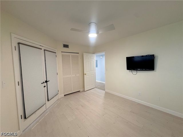 47 Bennington DR 3, Naples, FL 34104