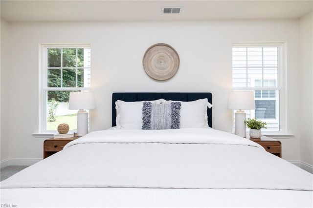 2011 Carroll Brinkley WAY, Suffolk, VA 23434