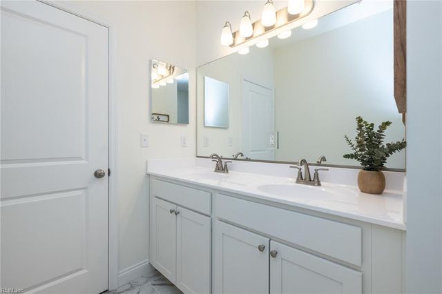 2011 Carroll Brinkley WAY, Suffolk, VA 23434