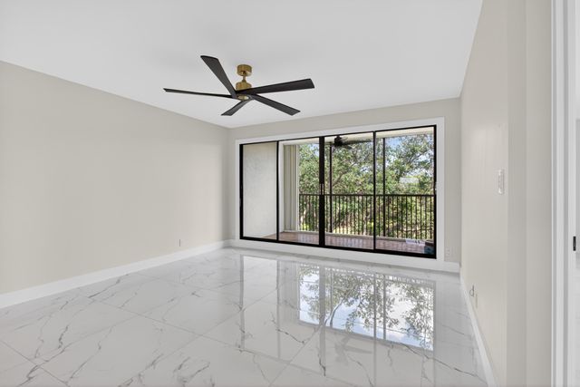 1862 Hammock Boulevard 416, Coconut Creek, FL 33063