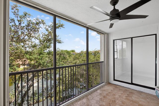 1862 Hammock Boulevard 416, Coconut Creek, FL 33063