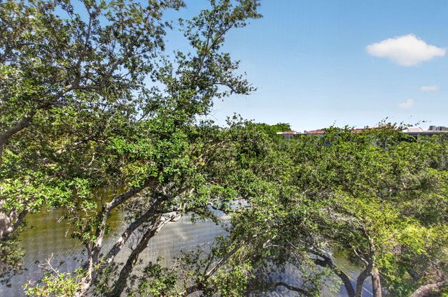 1862 Hammock Boulevard 416, Coconut Creek, FL 33063