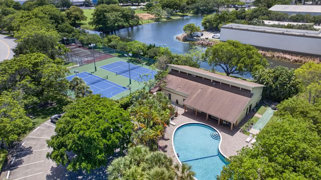 1862 Hammock Boulevard 416, Coconut Creek, FL 33063