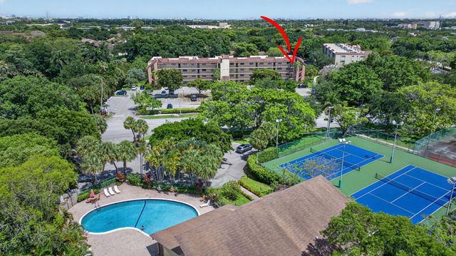 1862 Hammock Boulevard 416, Coconut Creek, FL 33063