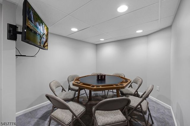 84 Vanderburgh Ave, Rutherford Boro, NJ 07070