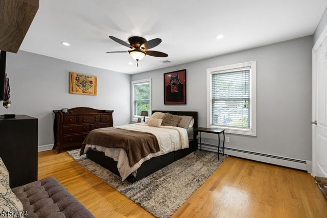84 Vanderburgh Ave, Rutherford Boro, NJ 07070