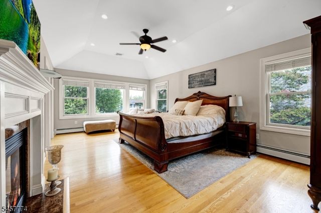84 Vanderburgh Ave, Rutherford Boro, NJ 07070