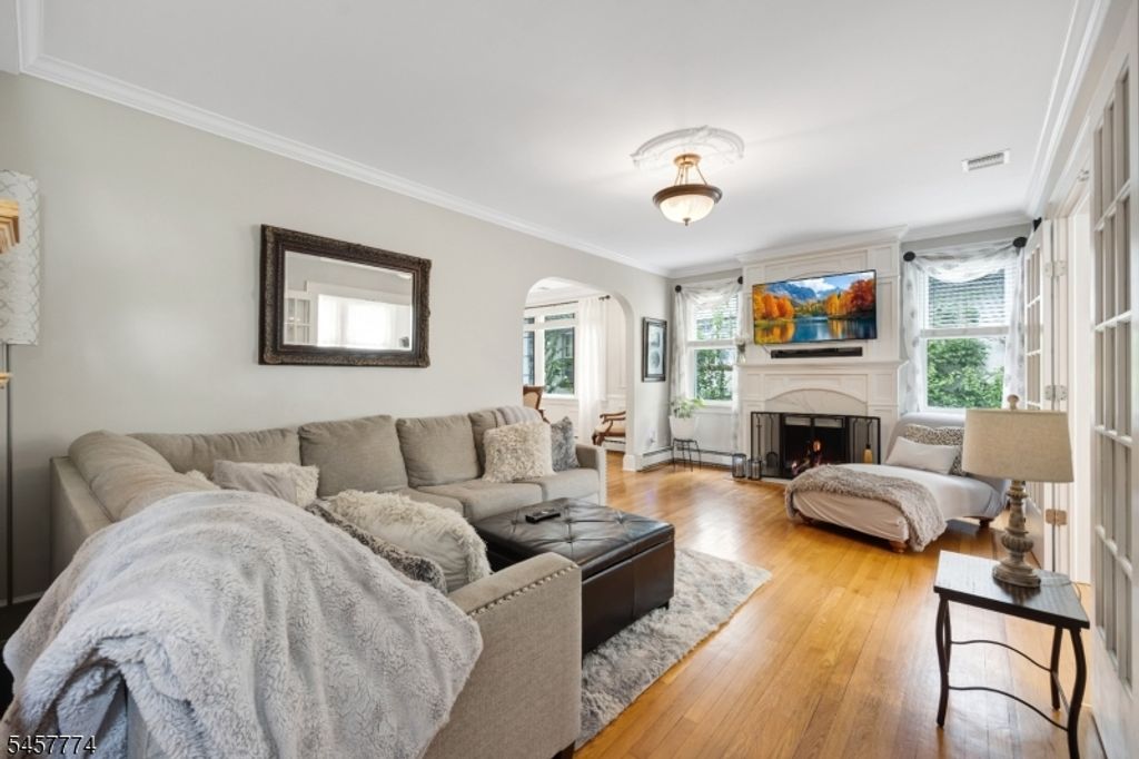 84 Vanderburgh Ave, Rutherford Boro, NJ 07070 — photo 5