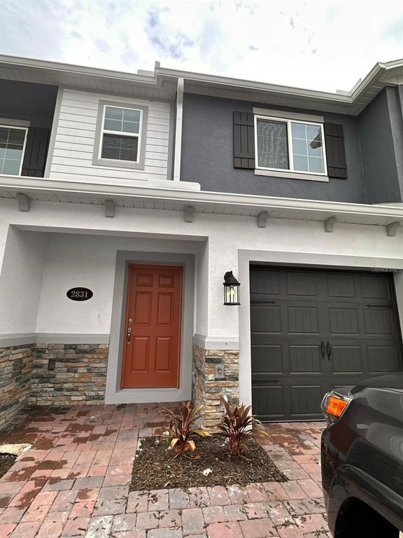 2831 NARCOOSSEE COMMONS WAY, St Cloud, FL 34771