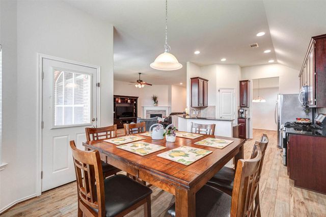 5427 Elderberry Arbor, Richmond, TX 77407