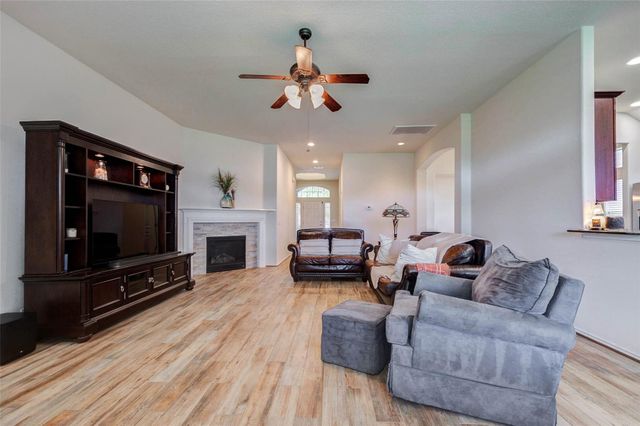 5427 Elderberry Arbor, Richmond, TX 77407