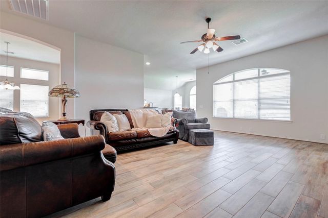 5427 Elderberry Arbor, Richmond, TX 77407