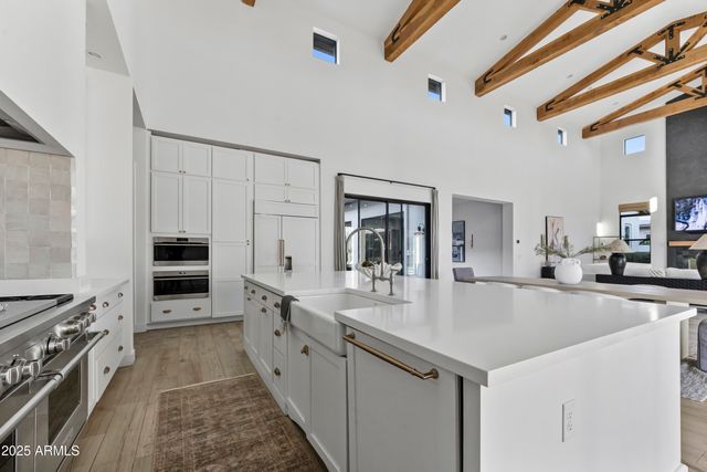 2753 E HUMMINGBIRD Way, Gilbert, AZ 85297