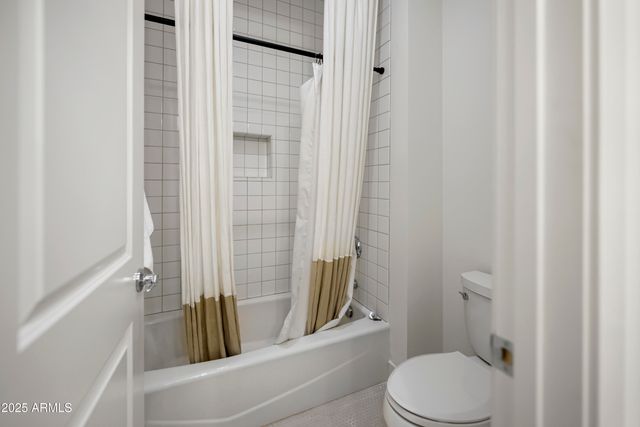 2753 E HUMMINGBIRD Way, Gilbert, AZ 85297