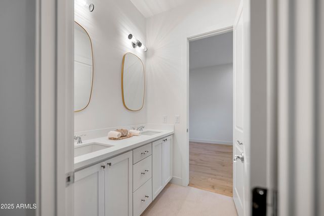 2753 E HUMMINGBIRD Way, Gilbert, AZ 85297