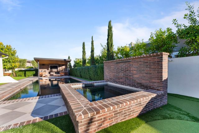 2753 E HUMMINGBIRD Way, Gilbert, AZ 85297