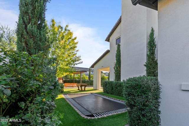 2753 E HUMMINGBIRD Way, Gilbert, AZ 85297