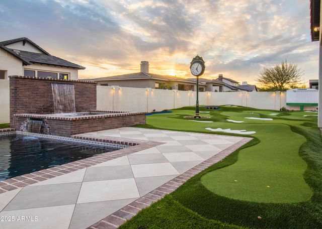 2753 E HUMMINGBIRD Way, Gilbert, AZ 85297