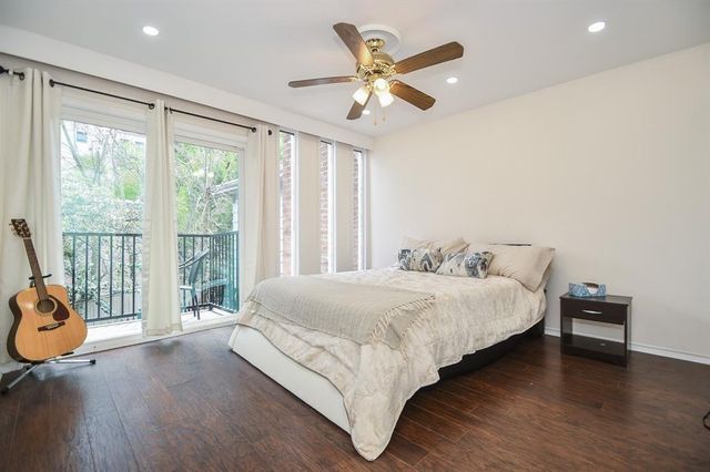 6304 Riverview Way, Houston, TX 77057