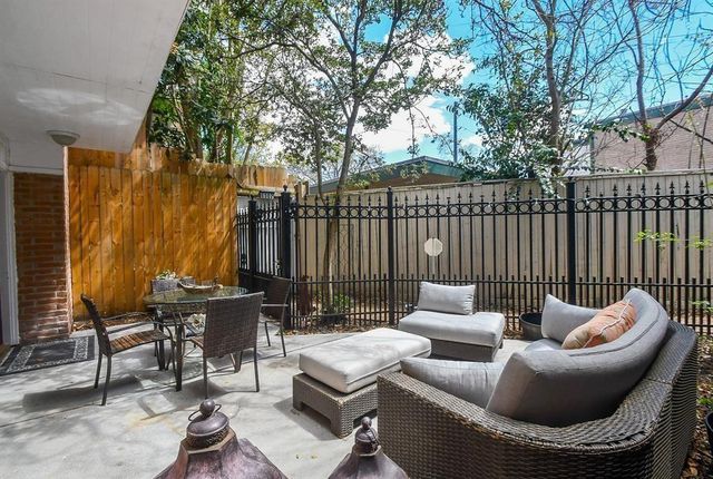 6304 Riverview Way, Houston, TX 77057