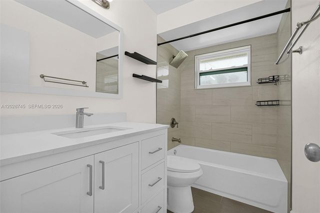 13546 SW 63rd Lane HW, Miami, FL 33183