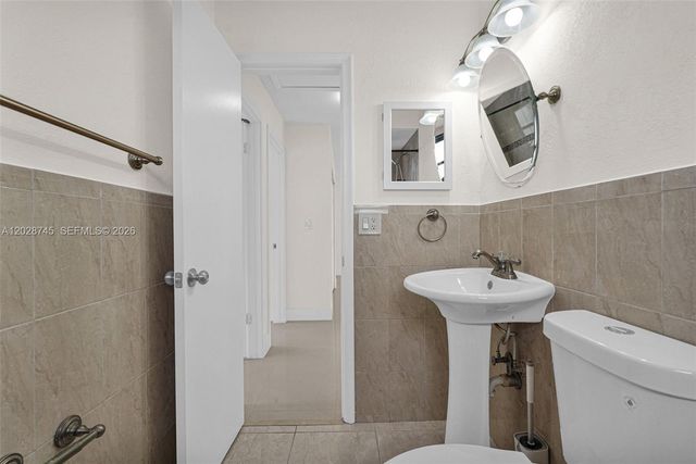 13546 SW 63rd Lane HW, Miami, FL 33183