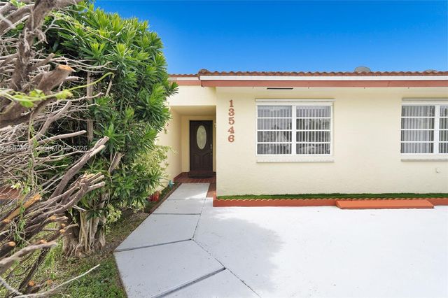 13546 SW 63rd Lane HW, Miami, FL 33183